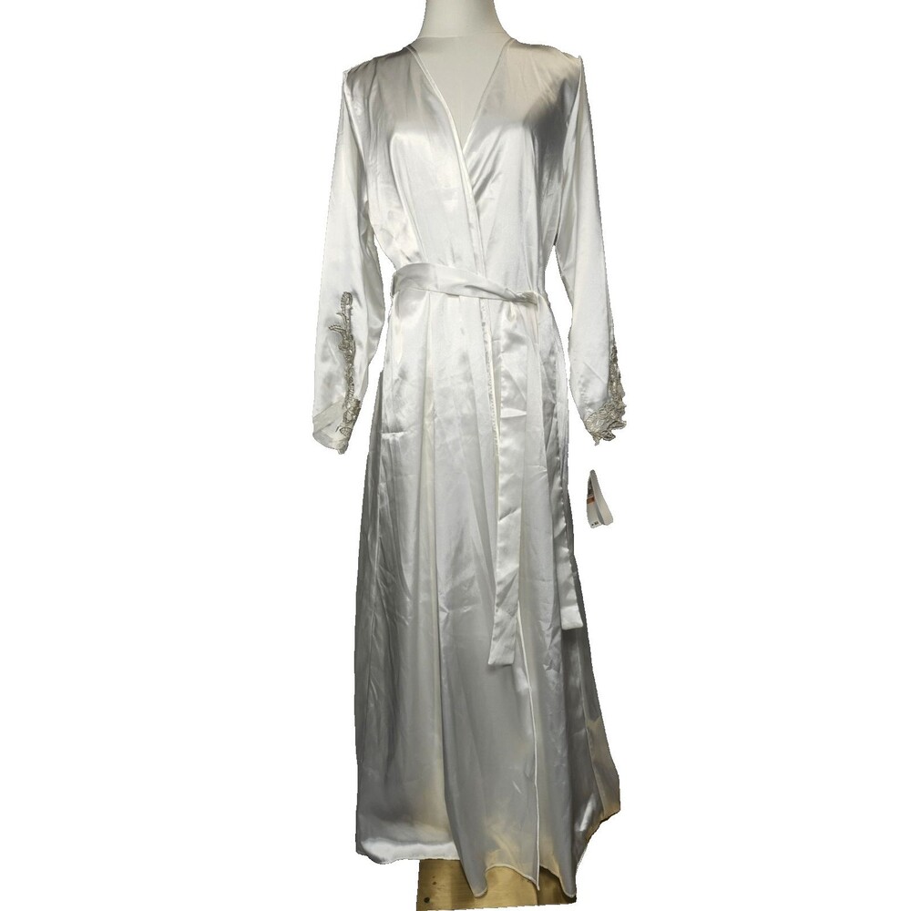 NWT  FLORA by NIKROOZ STUNNING Silky SATIN IVORY APPLIQUE Trim BRIDAL ROBE‎ S/M